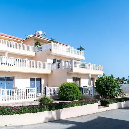 Paradi Nissi Golden Sands Apartment Ayia Napa Exterior photo
