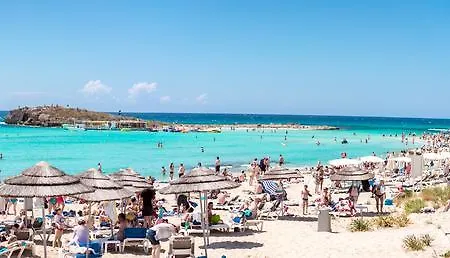Paradi Nissi Golden Sands Apartment Ayia Napa Exterior photo